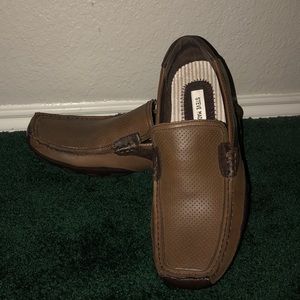 Steve Madden casual shoes